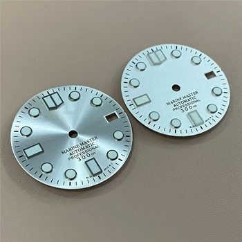 28,5 mm de Prata/Branco Fosco Calendário Único Mostrador do Relógio Verde Luminoso de Mergulho de Discagem Para NH35 Movimento Automático